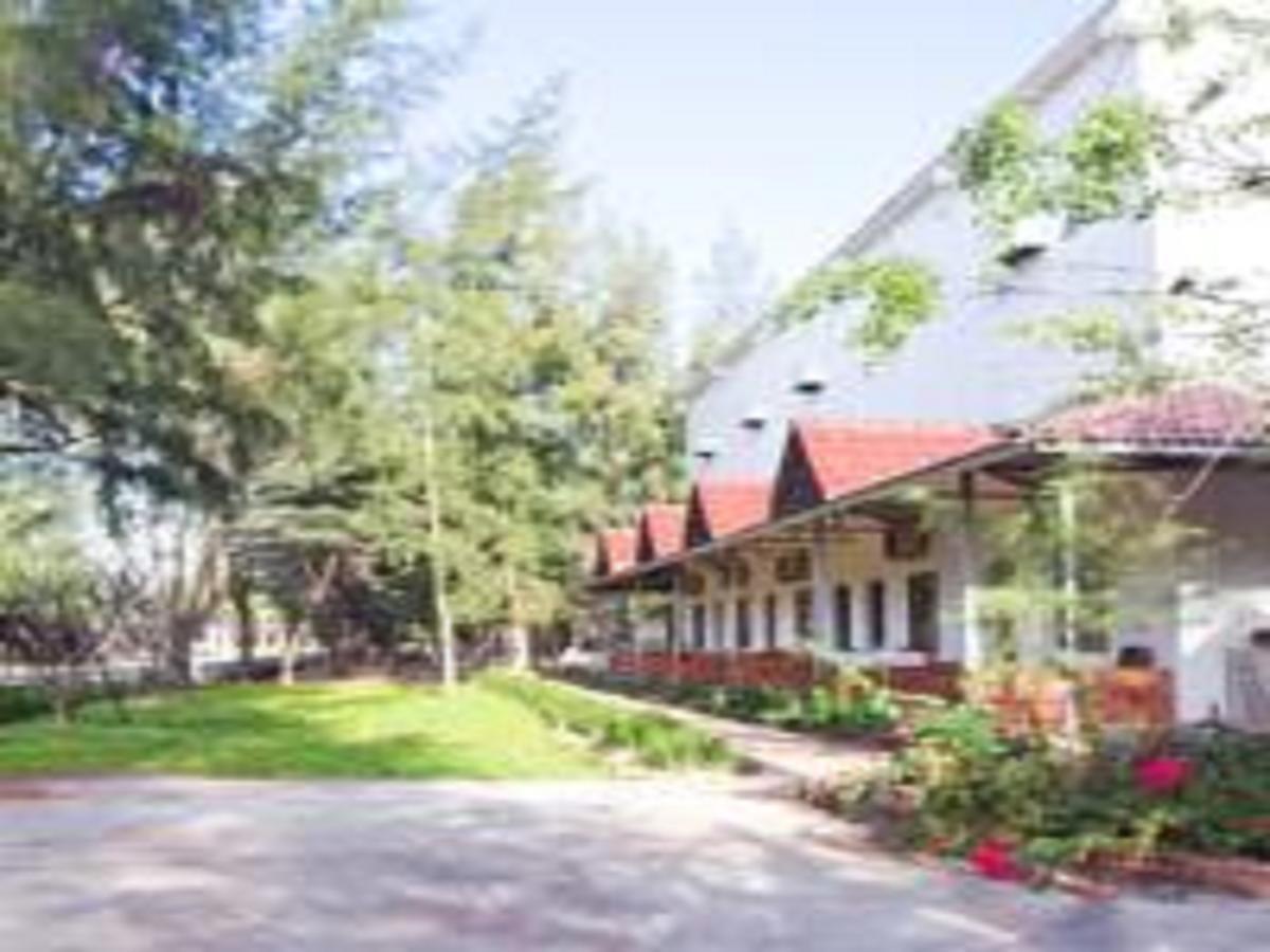 The Beach House Resort Ho Tram Exterior photo